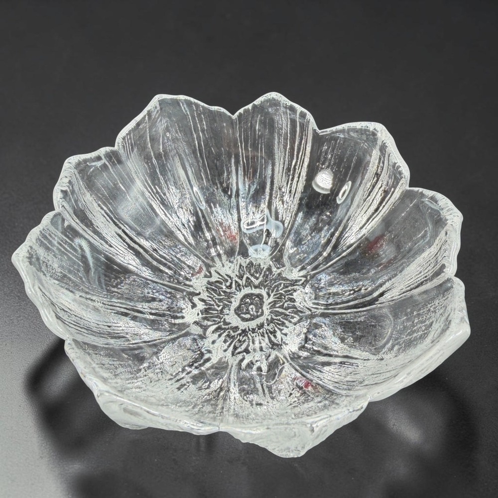 Kosta Boda Sweden Mats Jonasson Anemone Water Lily Glass Bowl Clear Textured VTG
